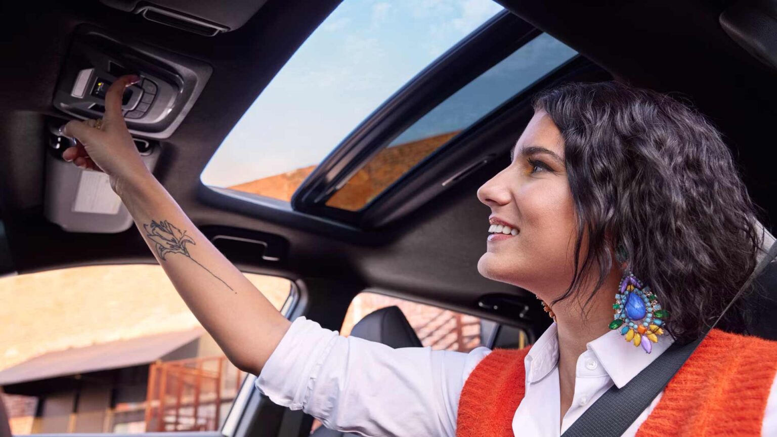 تویوتا فرانت لندر toyota frontlander زرین تجارت به سیما نقد و بررسی تویوتا فرانت لندر