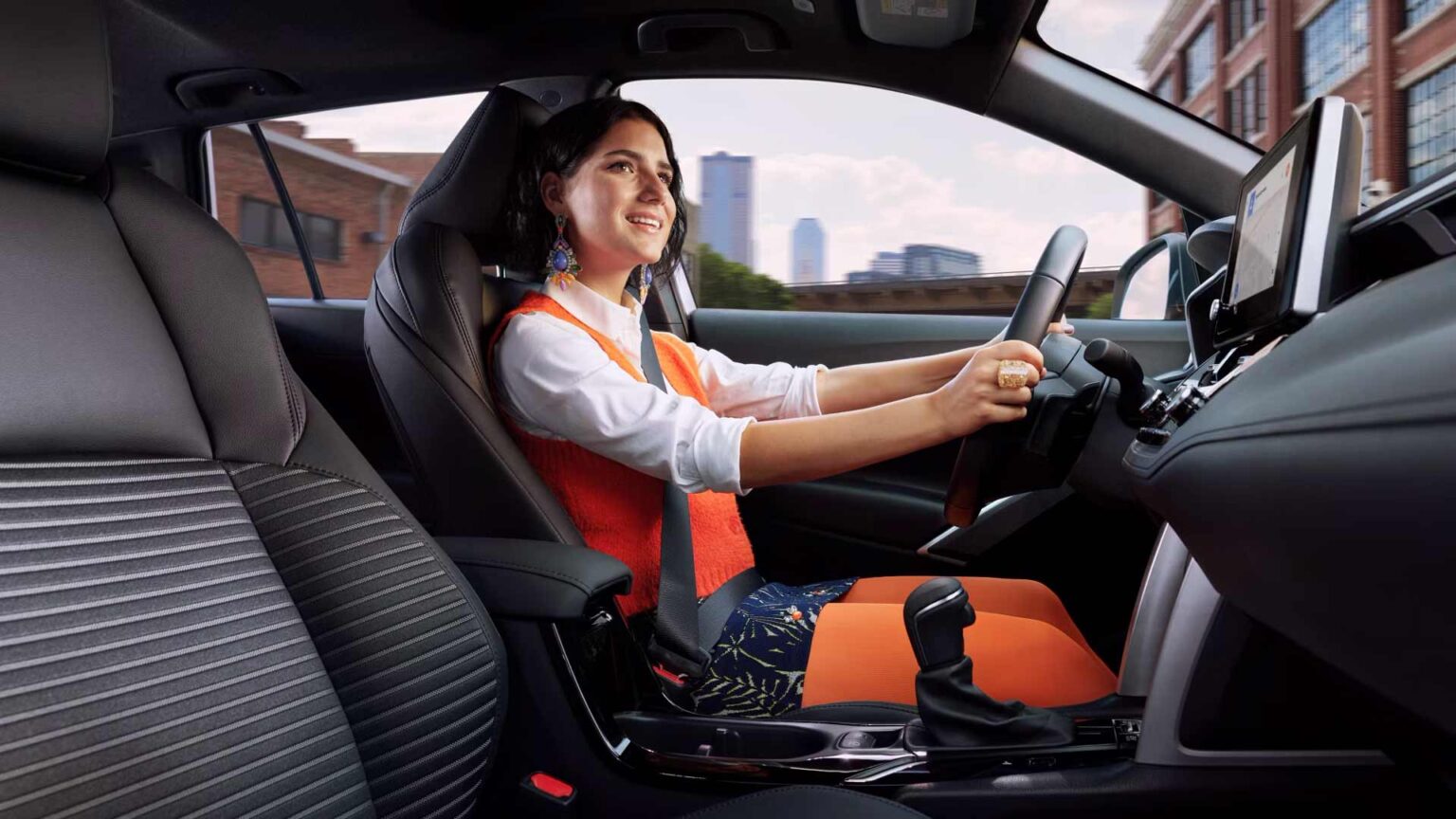 تویوتا فرانت لندر toyota frontlander زرین تجارت به سیما نقد و بررسی تویوتا فرانت لندر